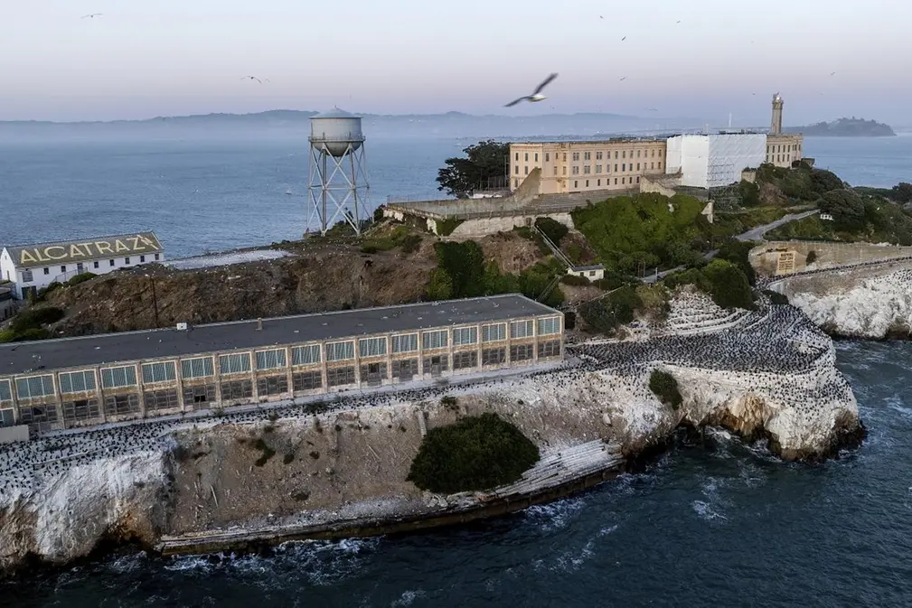 Donald Trump annuncia riapertura carcere di Alcatraz , APN