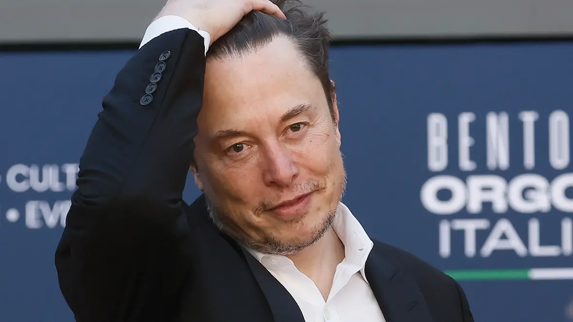 Elon Musk attacca i giudici italiani: «Devono andarsene». E Salvini gongola