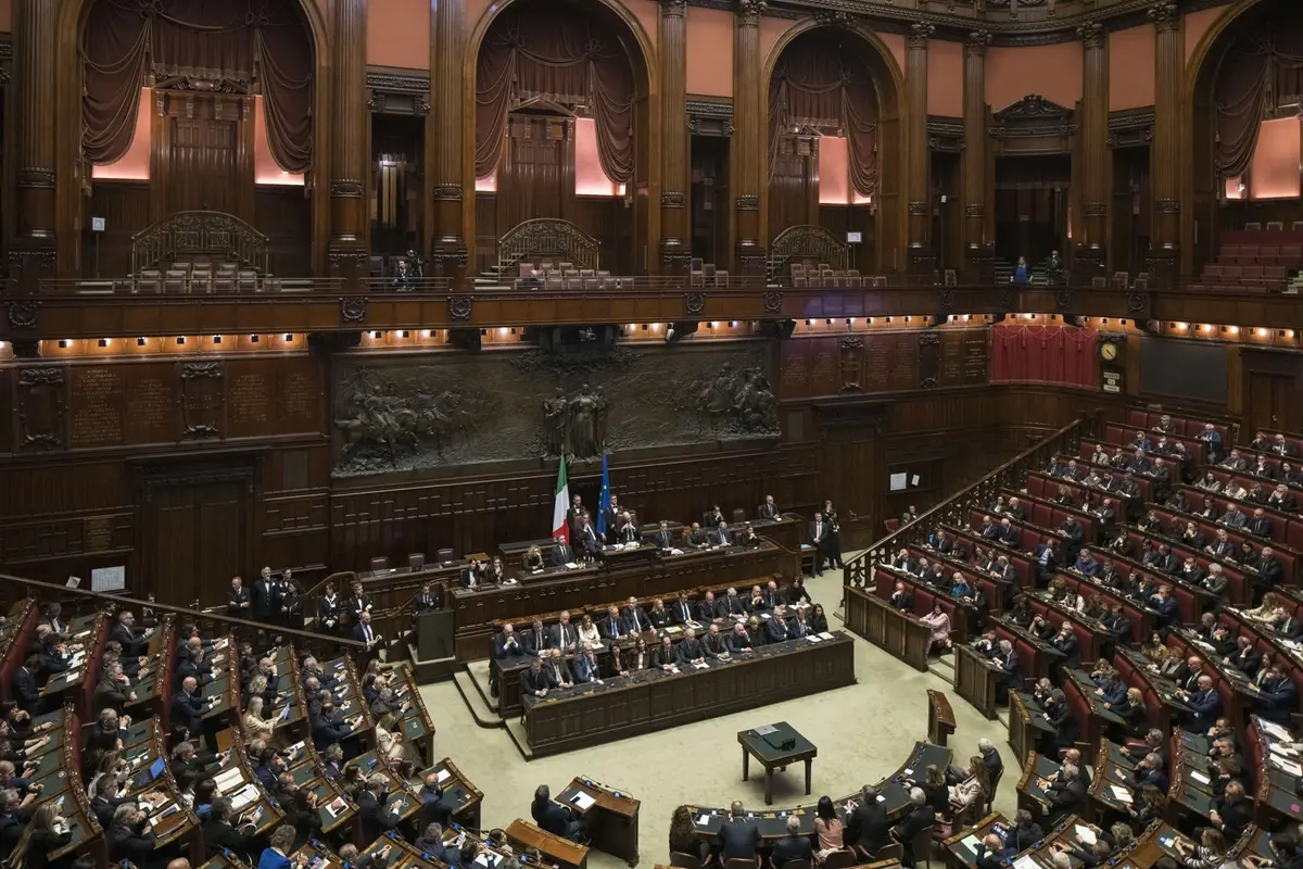 IMAGOECONOMICA , IMAGOECONOMICA