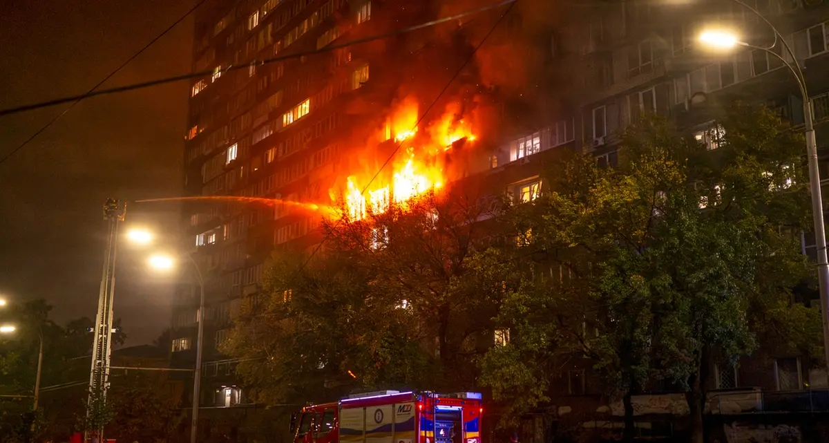 Ucraina e difesa comune al centro del vertice Nato: «La pace si ottiene con la forza»