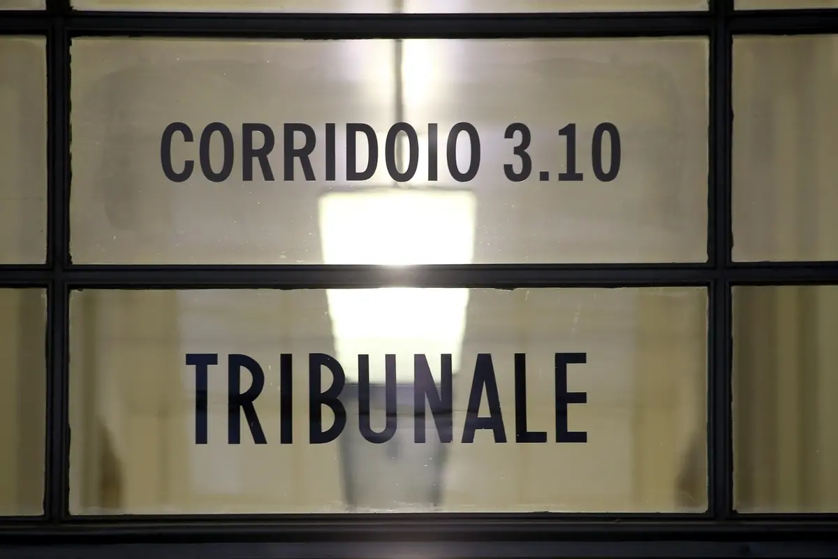 TRIBUNALE DI MILANO CORRIDOIO 3.10 TRIBUNALE , IMAGOECONOMICA