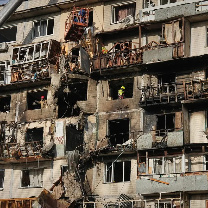 Putin fa solo la guerra: droni e missili russi si abbattono su Kiev